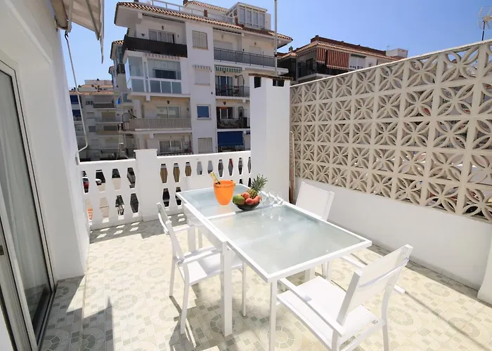 Duplex Fray Junipero Lägenhet Nerja